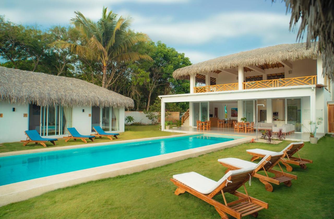 Vikara Bed & Breakfast Olon Ngoại thất bức ảnh