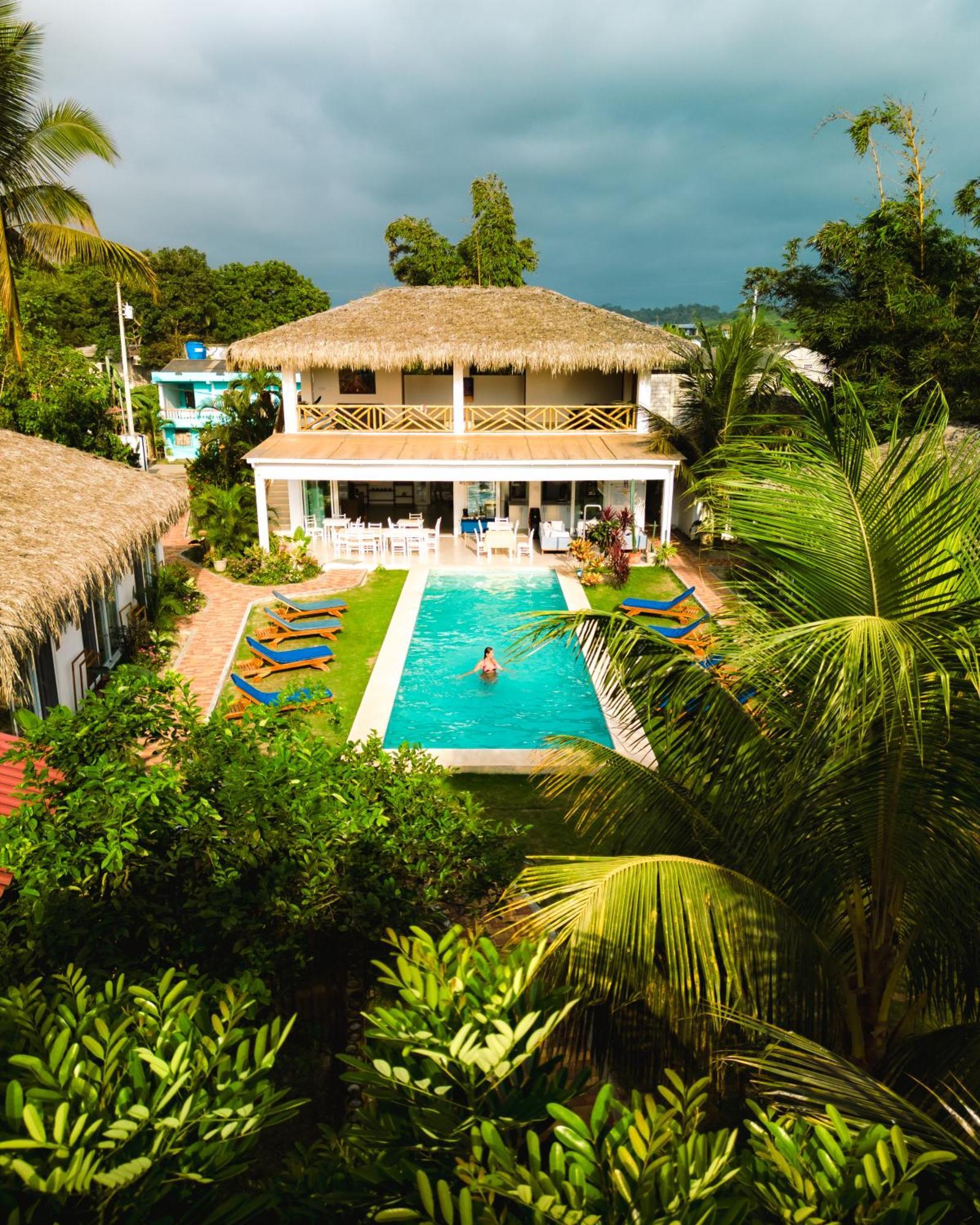 Vikara Bed & Breakfast Olon Ngoại thất bức ảnh