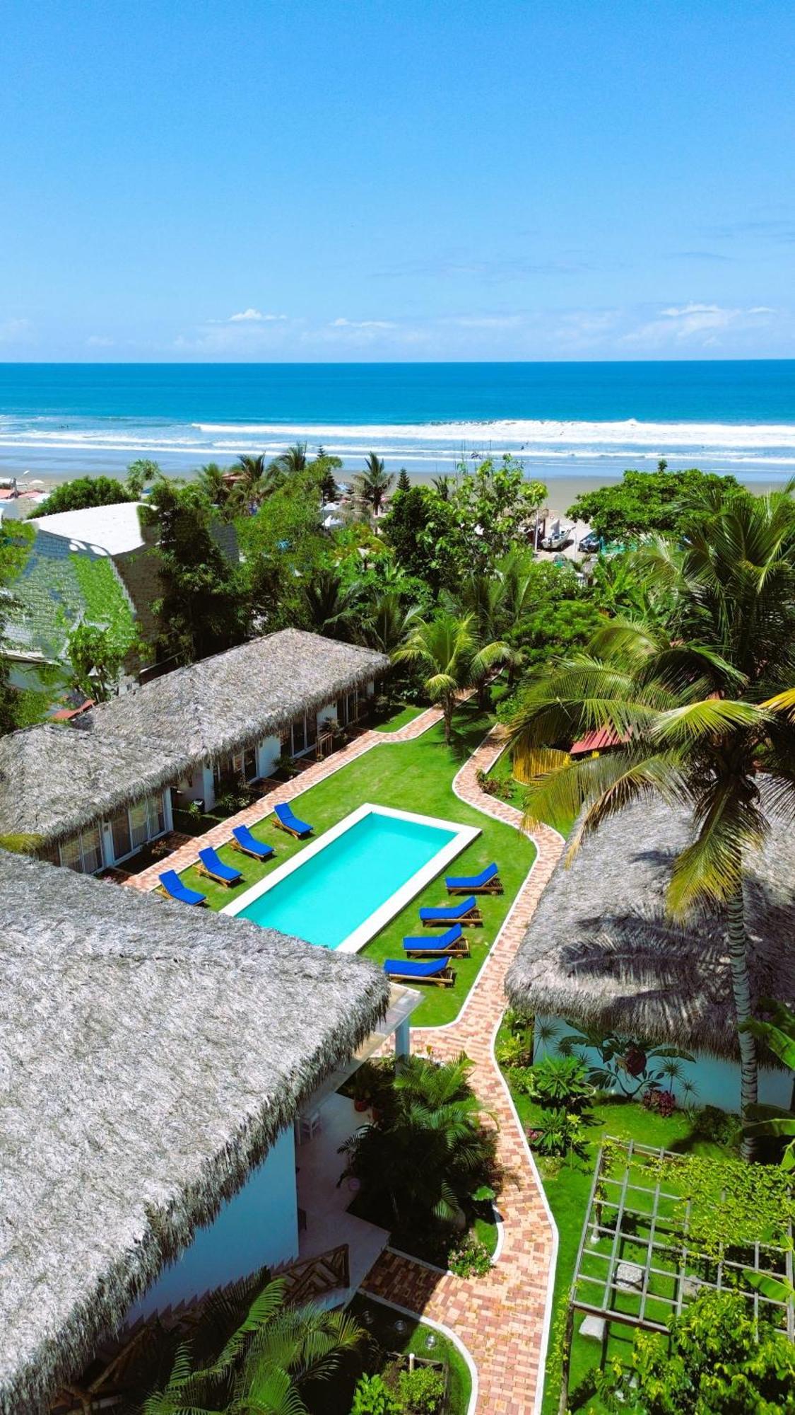 Vikara Bed & Breakfast Olon Ngoại thất bức ảnh